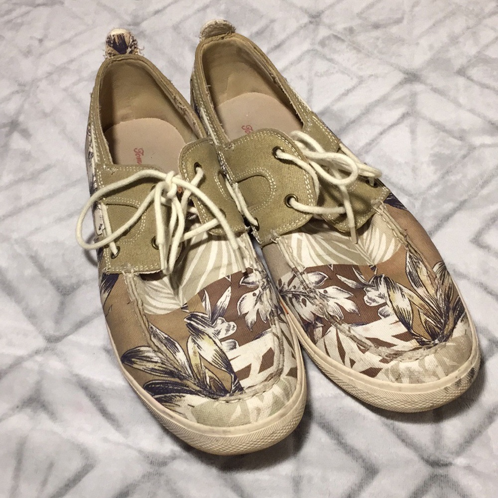 Tommy Bahama Canvas shoes